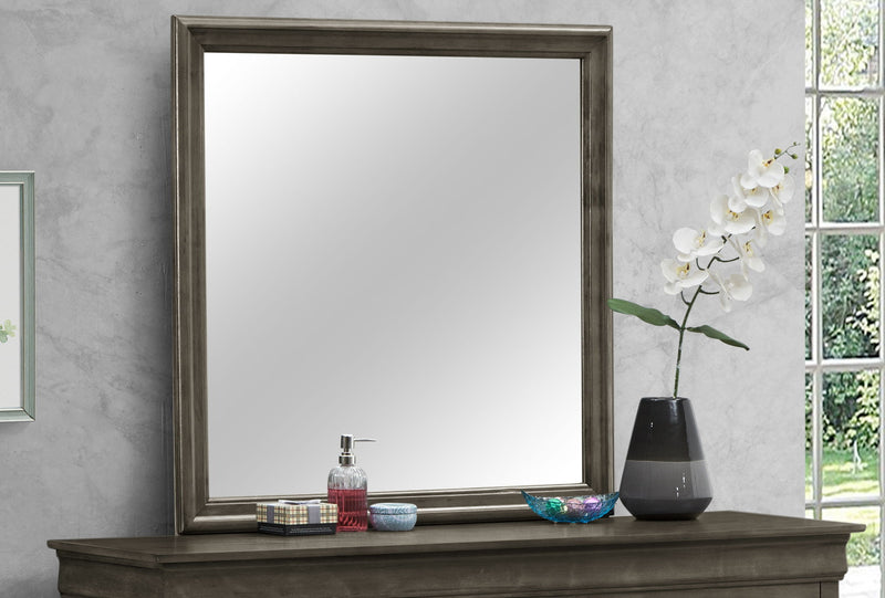 Traditional Wall Mirror For Any Space